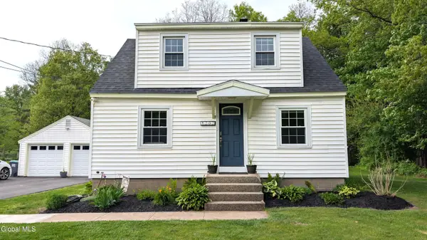 202 Hetcheltown Road, Glenville, NY 12302