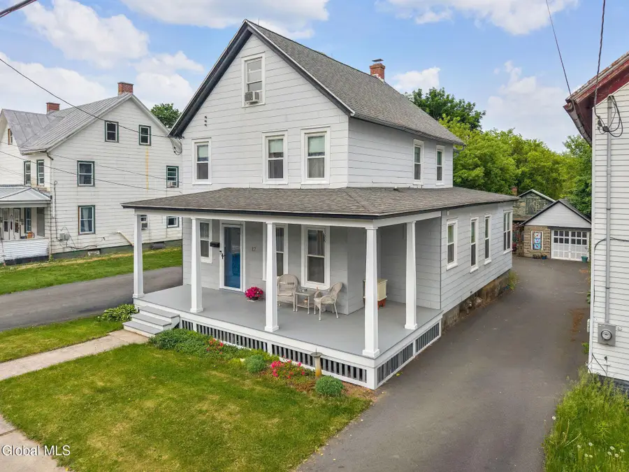 12 Central Avenue, Ravena, NY 12143 - #2