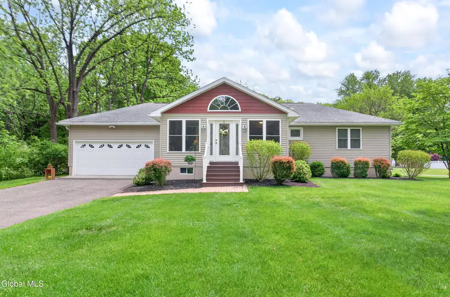 17 North Street, Bethlehem, NY 12054 - #2
