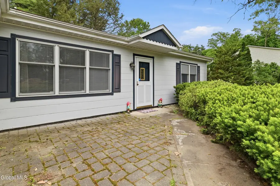 3403 Gari Lane, Guilderland, NY 12303 - #2