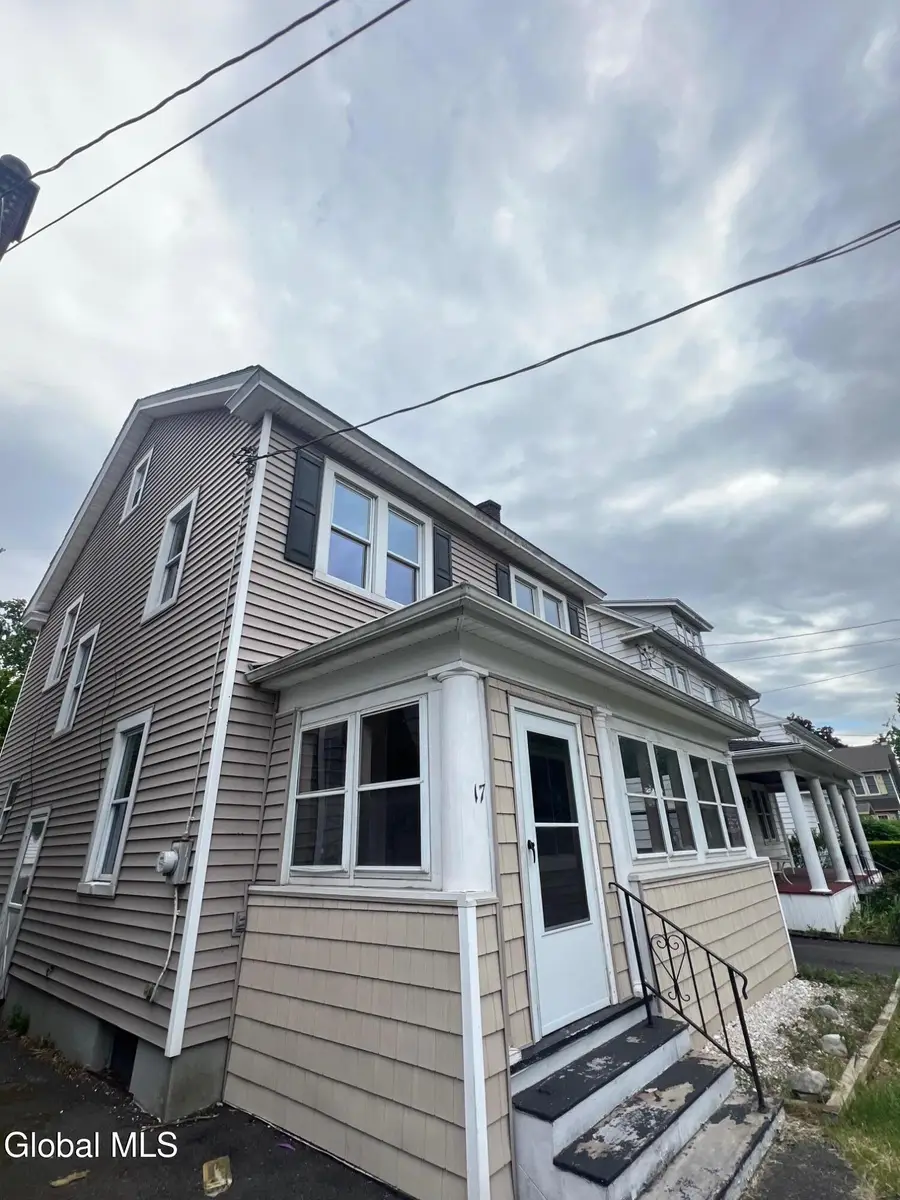 17 Winthrop Avenue, Albany, NY 12203 - #2