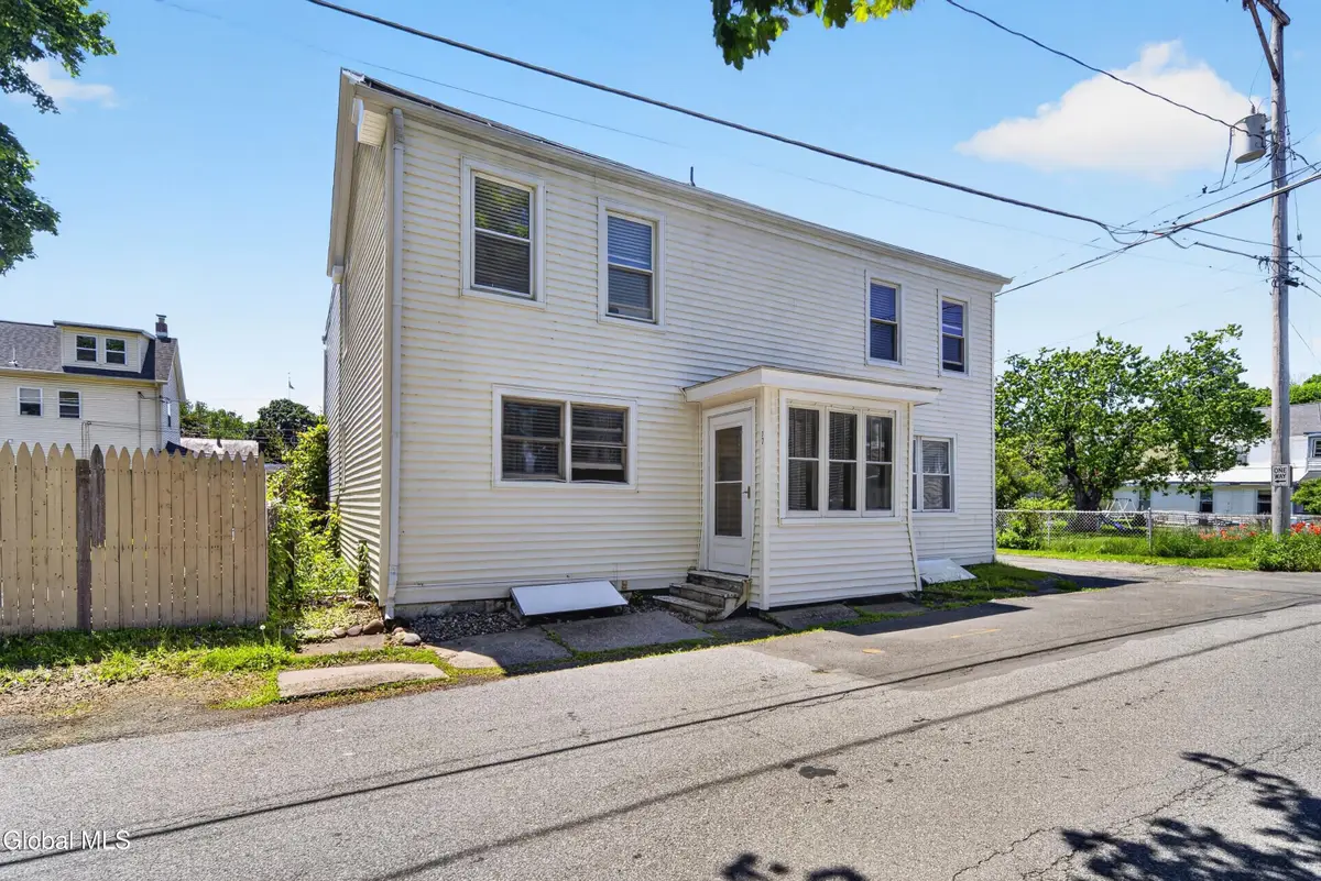17 Hudson Street, Waterford, NY 12188 - #1