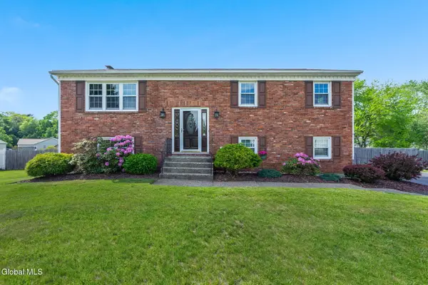 19 Midway Drive, Colonie, NY 12205