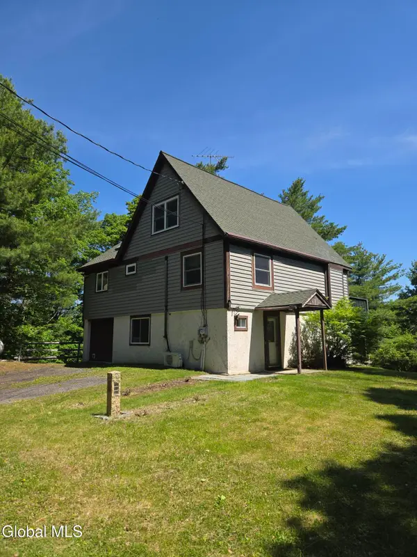 411 Thacher Park Road, Voorheesville, NY 12186