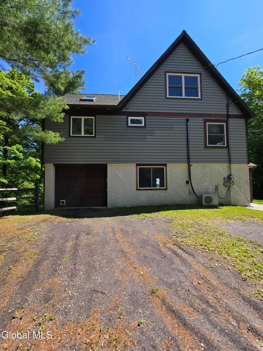 411 Thacher Park Road, Voorheesville, NY 12186 - #2
