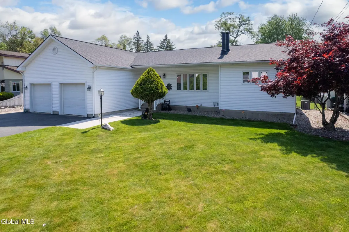 14 Lee Avenue, Schenectady, NY 12303 - #1