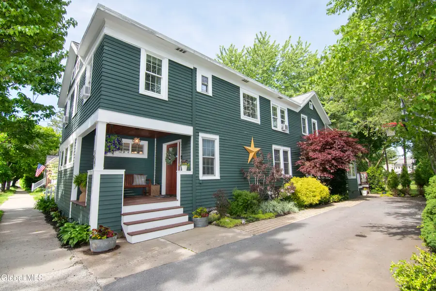 24 Walnut Street, Saratoga Springs, NY 12866 - #3