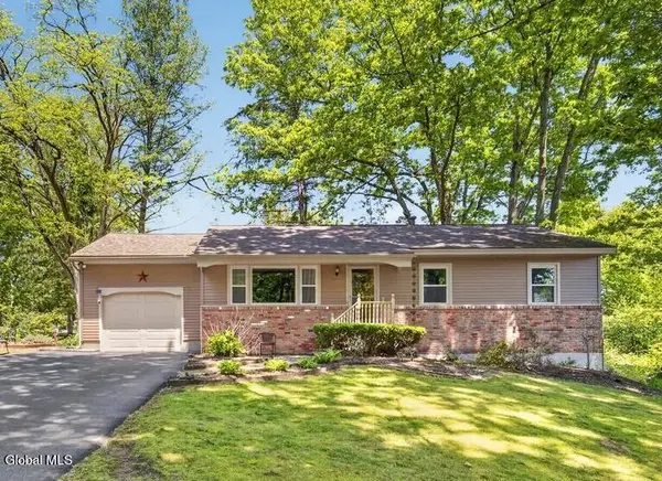 798 Westmoreland Drive, Niskayuna, NY 12309
