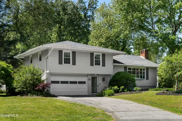 22 Shetland Drive, Bethlehem, NY 12054