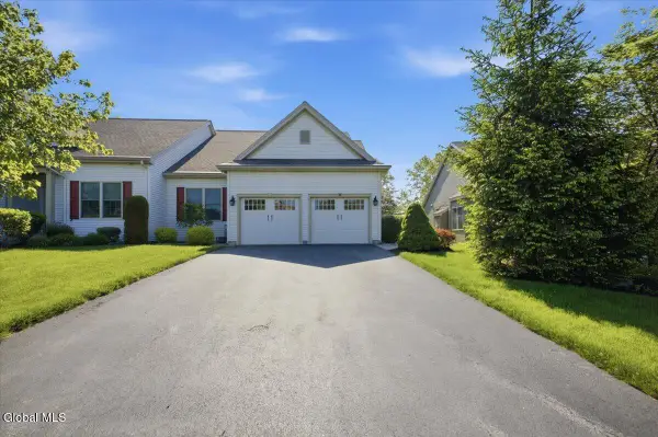 86 Meldon Circle, Queensbury, NY 12804