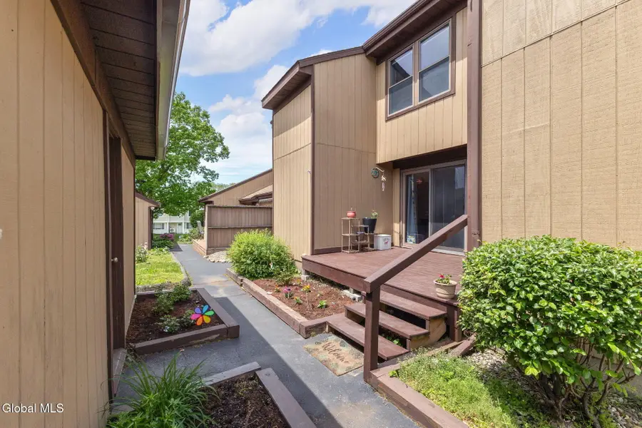 1503 Huntington Court, East Greenbush, NY 12061 - #2