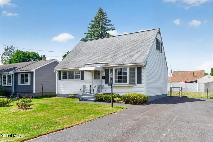 48 Munro Court, Troy, NY 12180 - #2