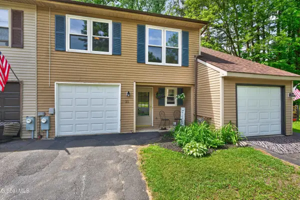 21 Whispering Pines Road, Wilton, NY 12831