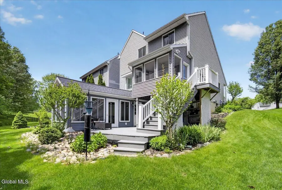 96 Cooks Court, Halfmoon, NY 12188 - #3
