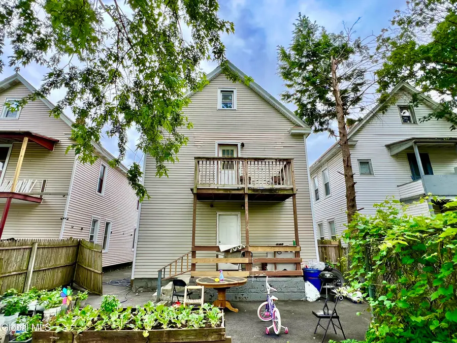807 Craig Street, Schenectady, NY 12307 - #3