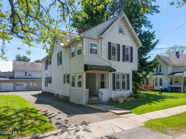 94 3rd Avenue, Gloversville, NY 12078