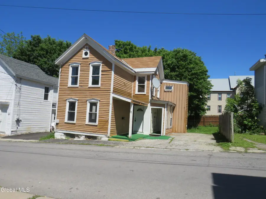 12 Glebe Street, Johnstown, NY 12095 - #2