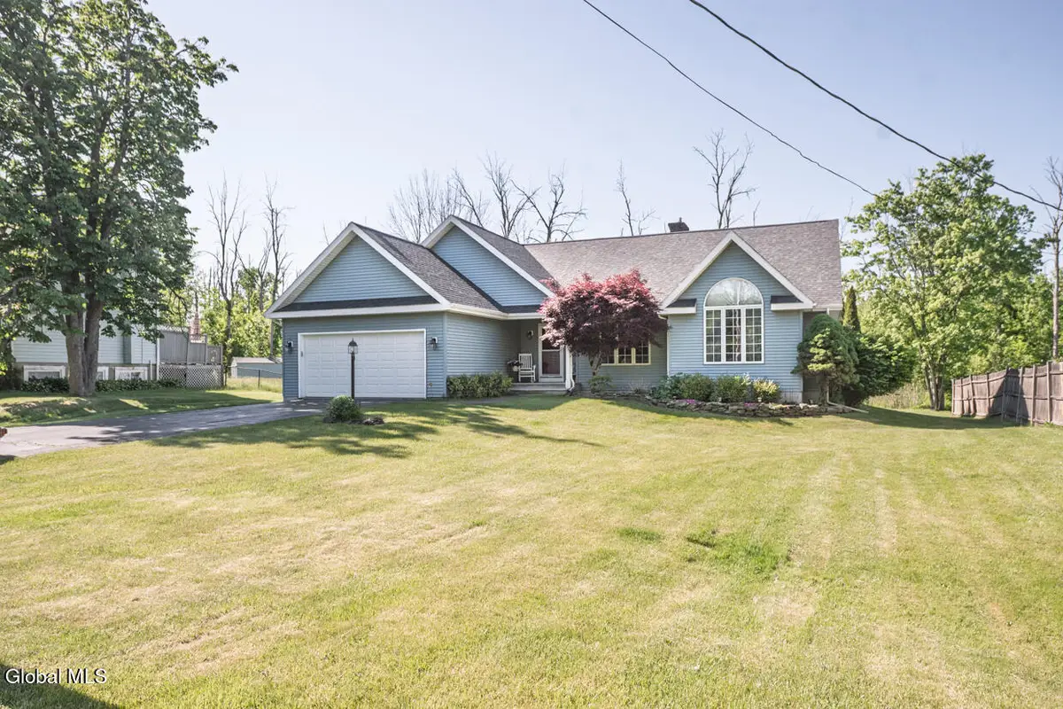 21 Belle Avenue, Latham, NY 12110 - #1
