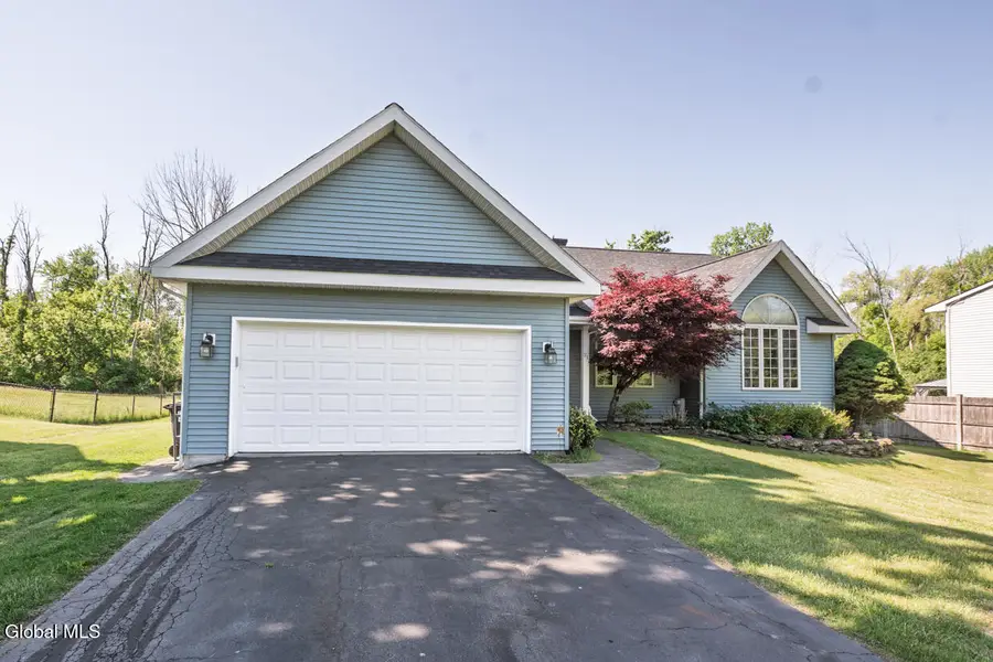 21 Belle Avenue, Latham, NY 12110 - #3