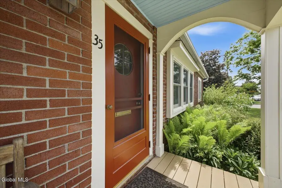 35 Schuyler Drive, Saratoga Springs, NY 12866 - #3