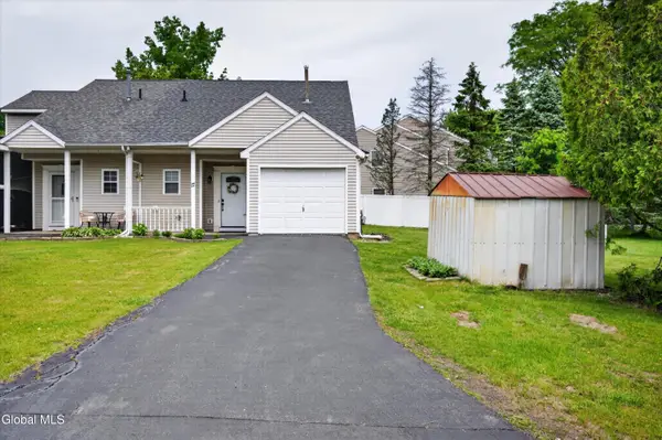 17 Diane Court, Cohoes, NY 12047