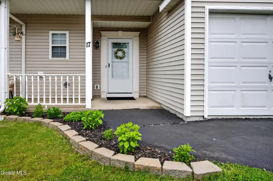 17 Diane Court, Cohoes, NY 12047 - #2