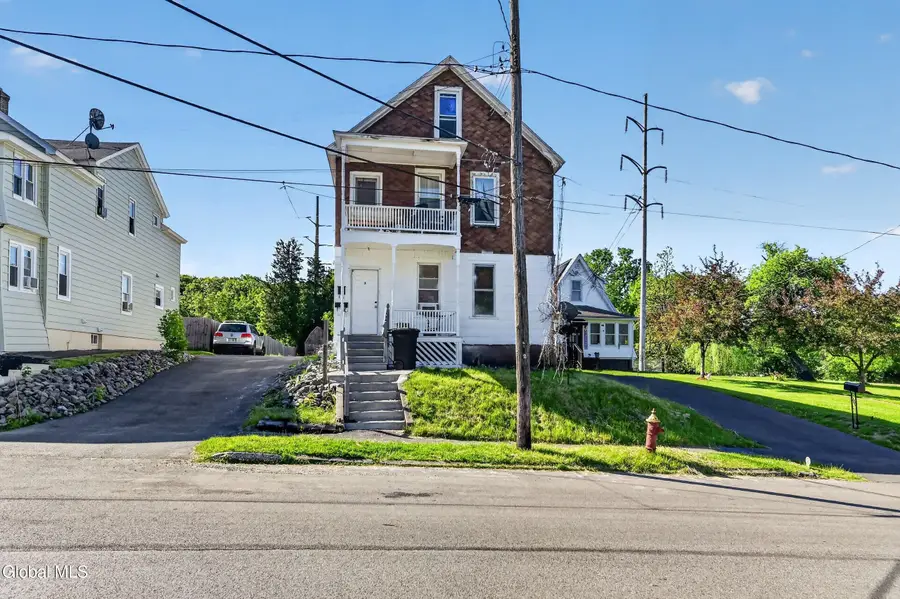 3 Young Avenue, Amsterdam, NY 12010 - #2