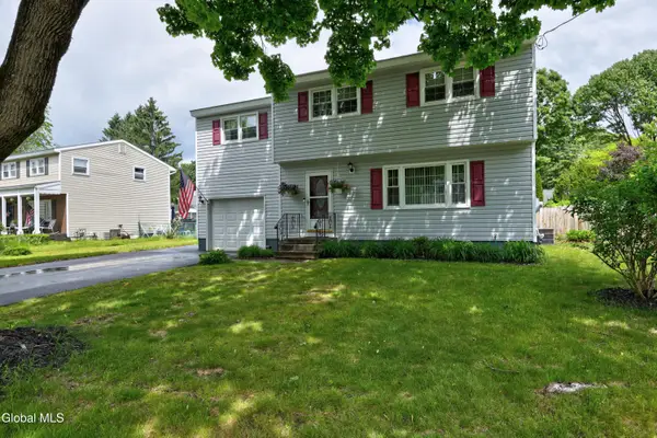 30 Fredrick Drive, Saratoga Springs, NY 12866