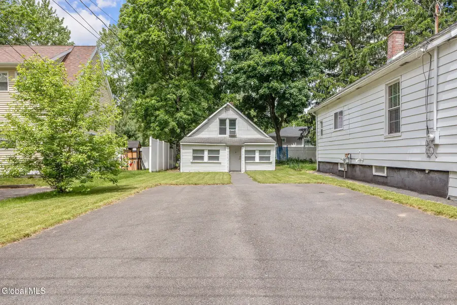 9 Kellogg Avenue, Colonie, NY 12304 - #2