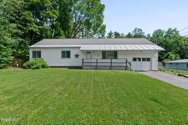 18 Edmel Road, Glenville, NY 12302