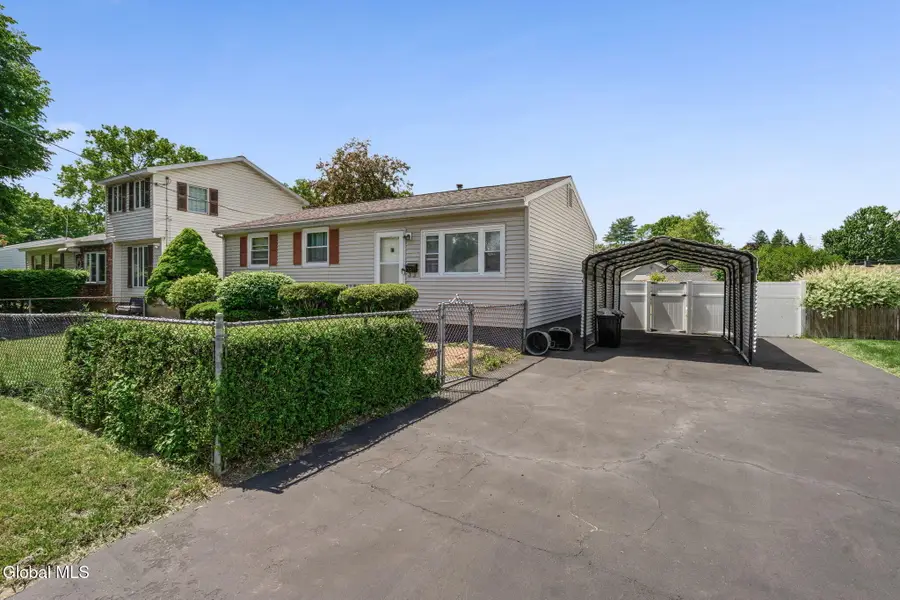 327 Manchester Road, Schenectady, NY 12304 - #2