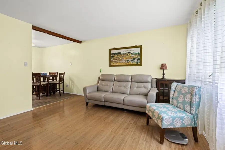 327 Manchester Road, Schenectady, NY 12304 - #3