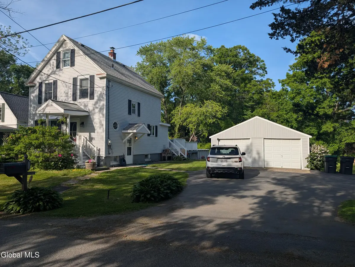 874 Benedict Avenue, Niskayuna, NY 12309 - #1
