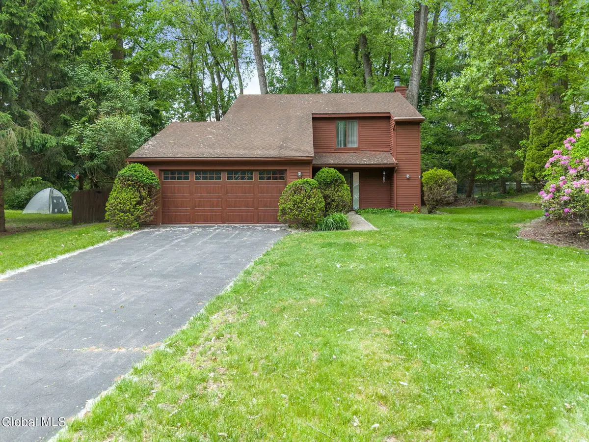 64 Algonquin Road, Clifton Park, NY 12065 - #1
