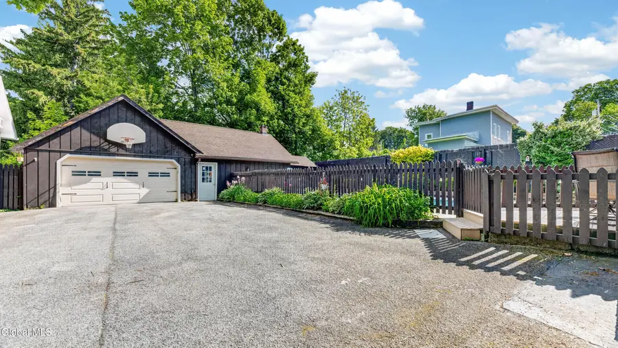 19 W Montgomery Street, Johnstown, NY 12095 - #2