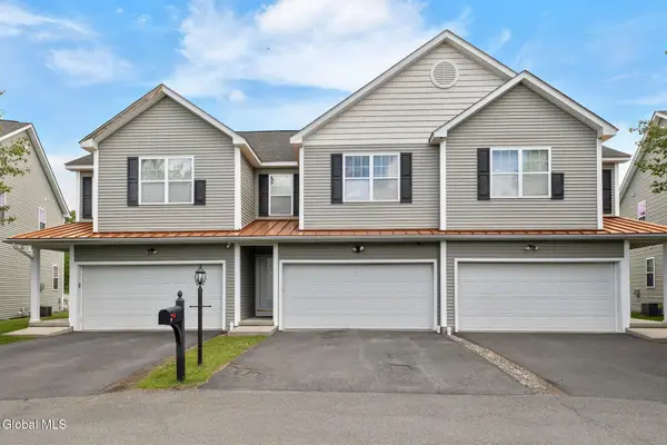 14 Amalia Lane, Rensselaer, NY 12144