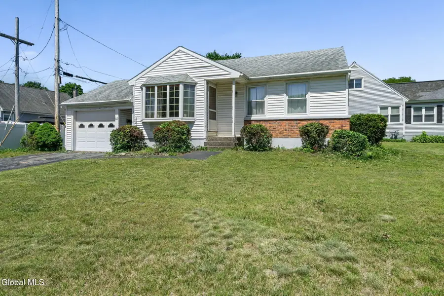 109 Elliott Avenue, Schenectady, NY 12304 - #2