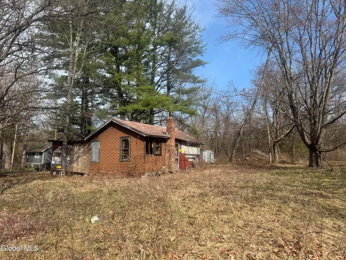 18 Sunset Drive, Selkirk, NY 12158 - #1