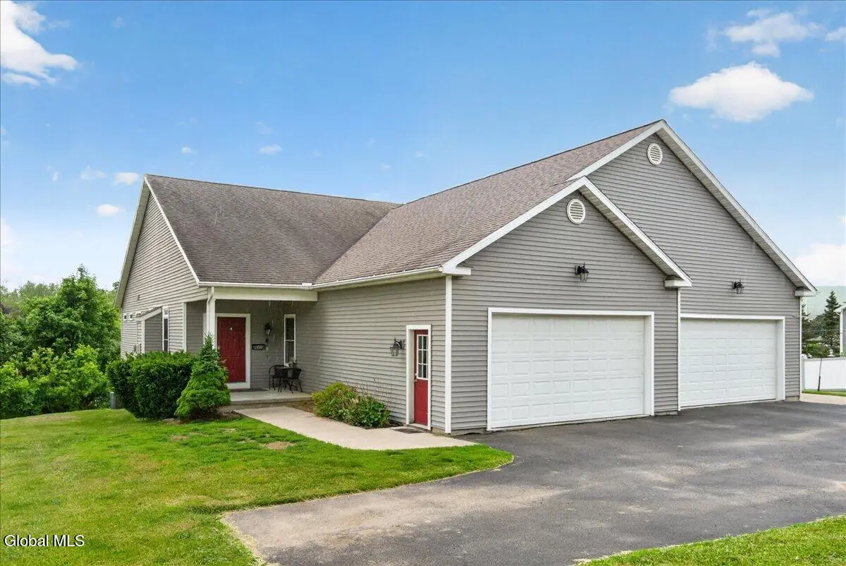 641 Mohawk Avenue, Glenville, NY 12302 - #1