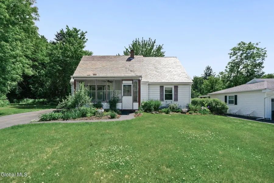 4 W Avenue B, Wynantskill, NY 12144 - #2