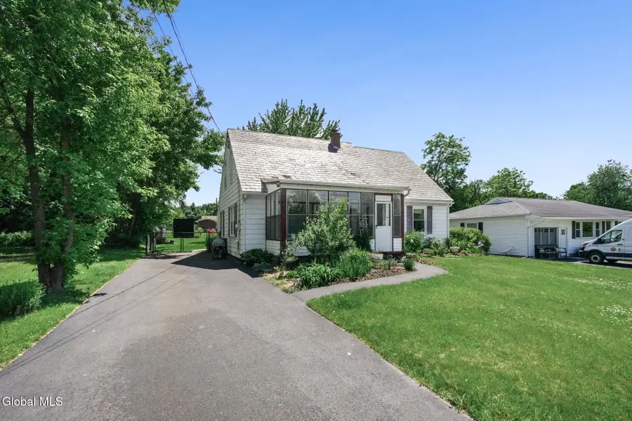 4 W Avenue B, Wynantskill, NY 12144 - #3