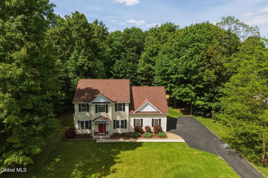 11 Oakwood Court, Ballston Spa, NY 12020 - #3
