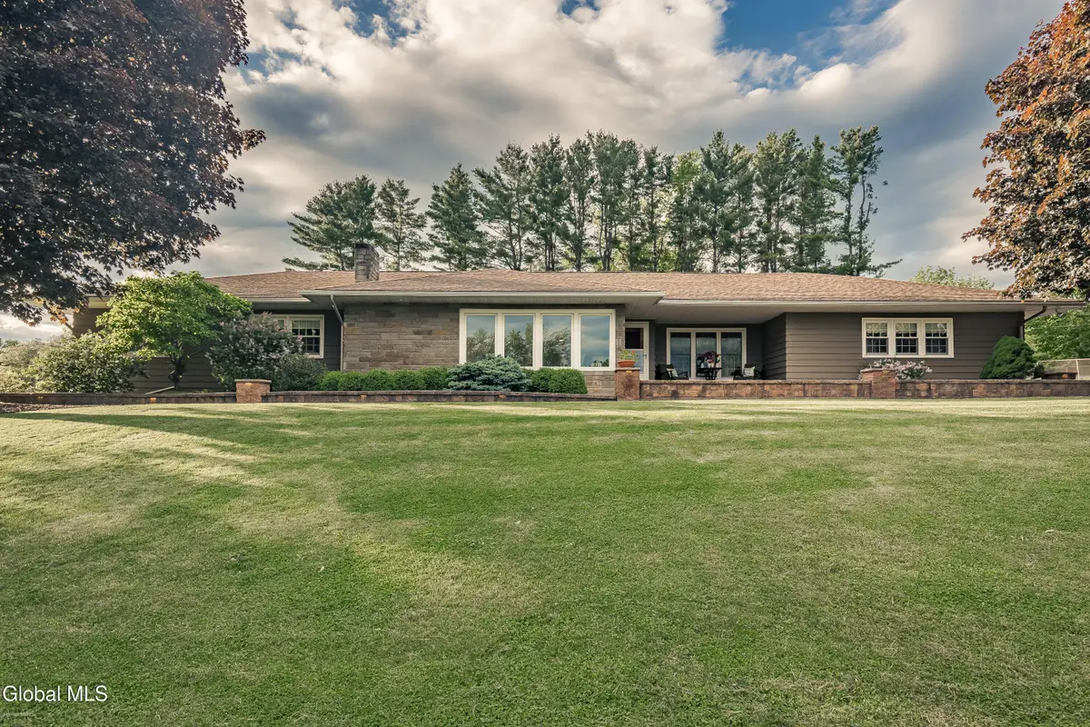 109 Golf Course Road, Amsterdam, NY 12010 - #1