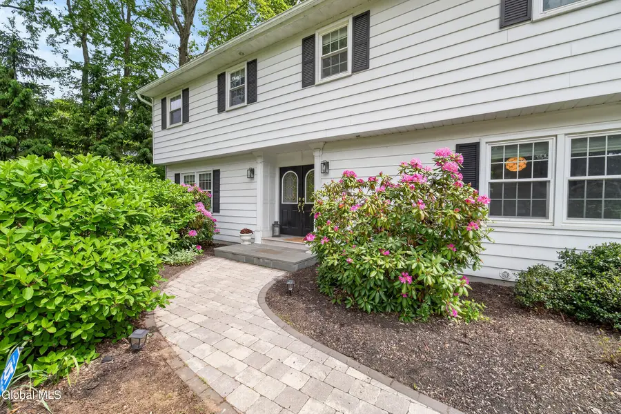 77 Huntersfield Road, Bethlehem, NY 12054 - #3