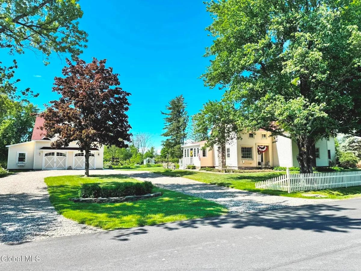 944 Stony Point Road, Schodack, NY 12033 - #1