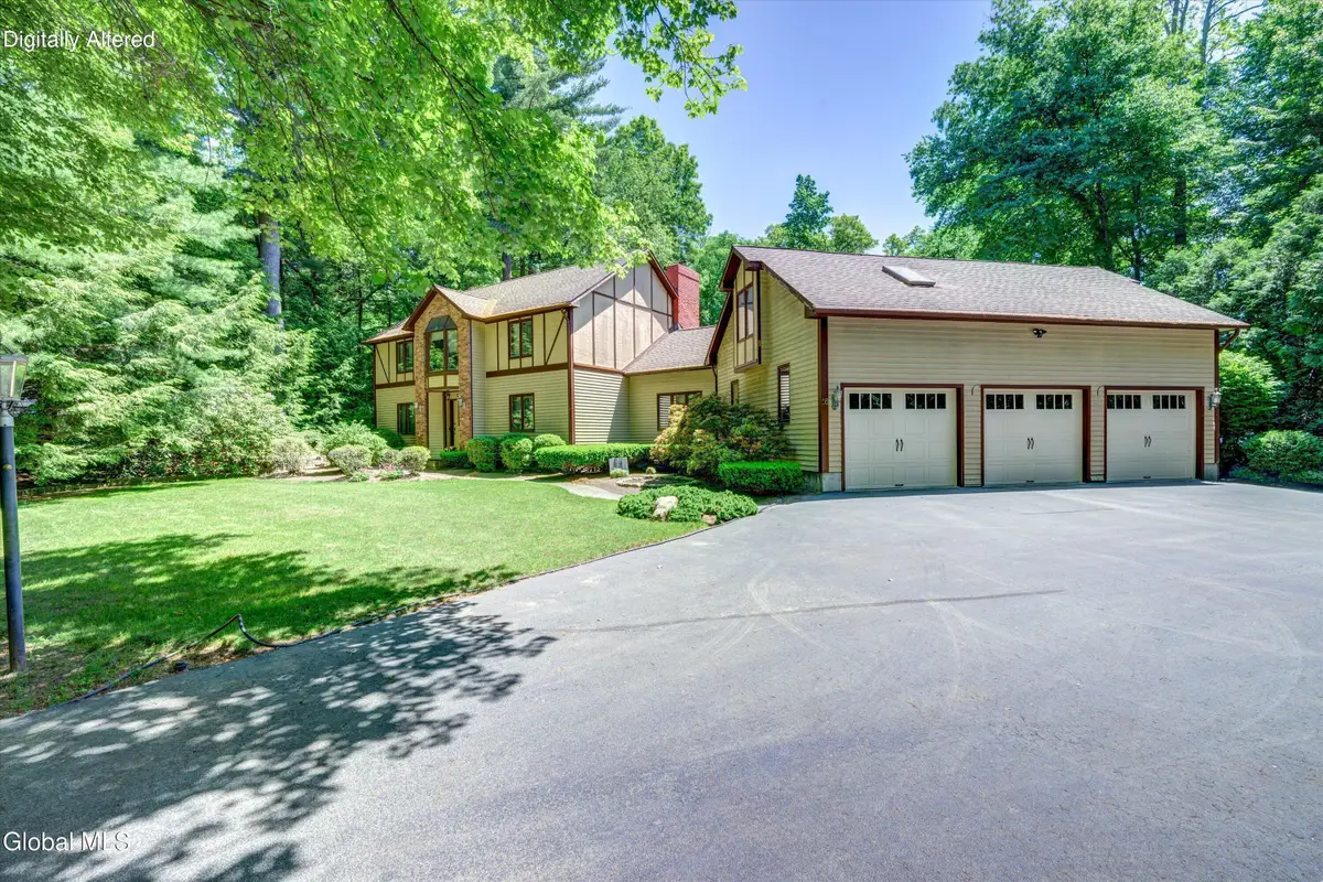 16 Innisbrook Drive, Clifton Park, NY 12065 - #1