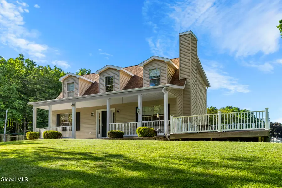 206 N Lake Avenue, Brunswick, NY 12180 - #2