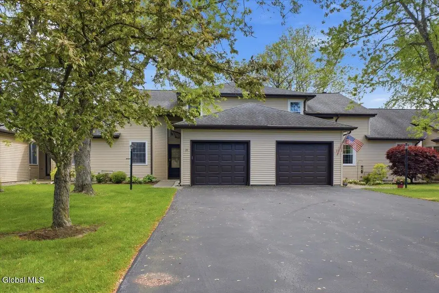35 Walker Lane, Queensbury, NY 12804 - #2