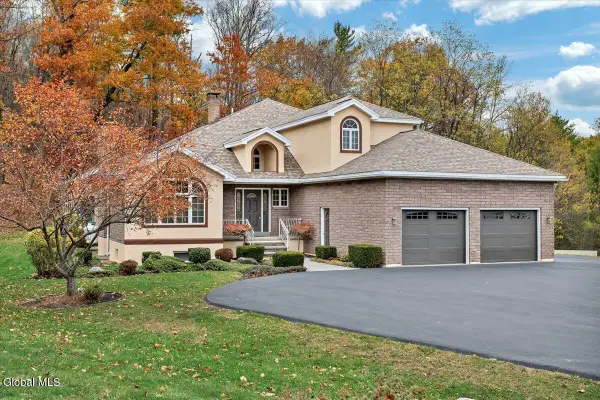 1306 Putnam Road, Rotterdam, NY 12306