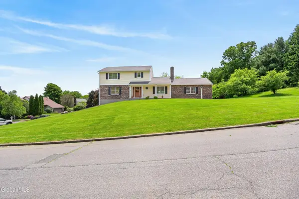 16 Park Drive, Menands, NY 12204